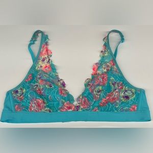 Victoria Secret Pink Lace Plunge Bralette